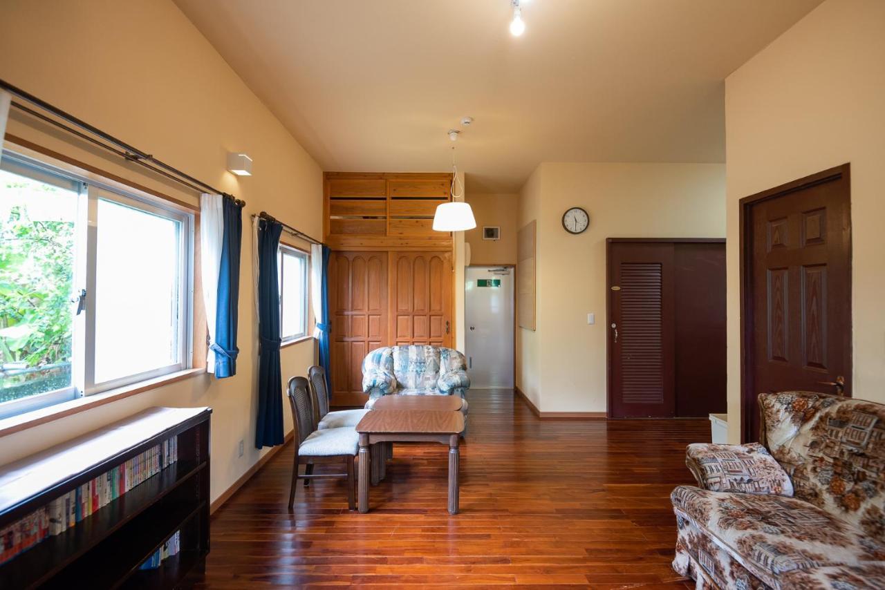 コテージなかどまり Apartment Onna Bagian luar foto
