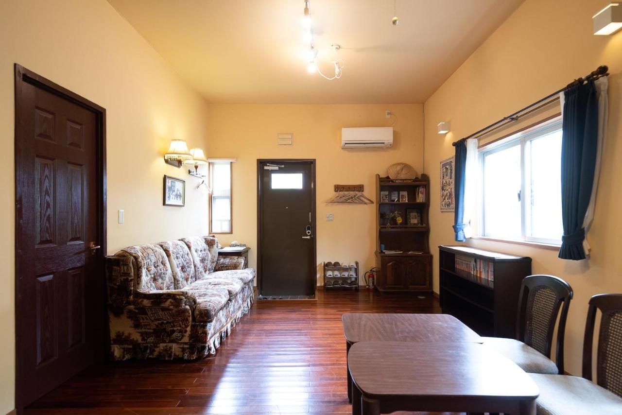 コテージなかどまり Apartment Onna Bagian luar foto